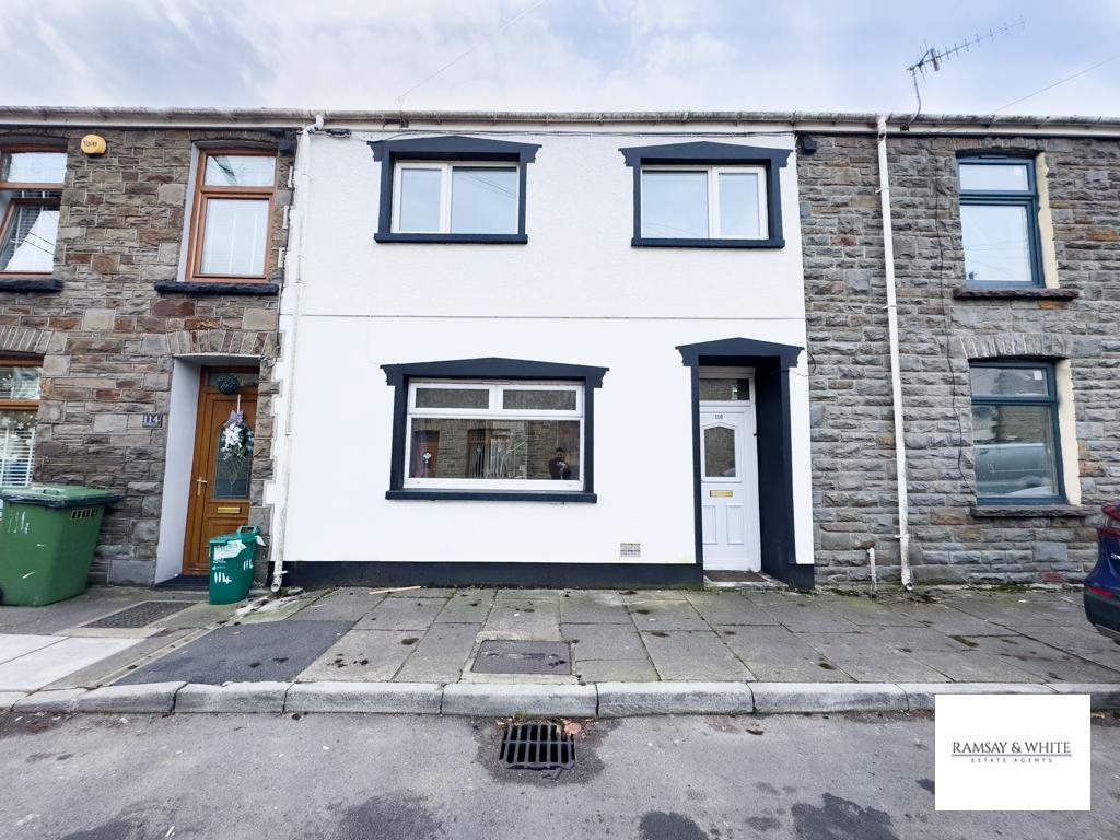 Penrhiwceiber Road, Mountain Ash, CF45 3SL 3 bed terraced house for