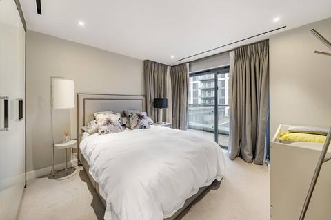 3 bedroom penthouse for sale, Boulevard Drive, Colindale, London, NW9