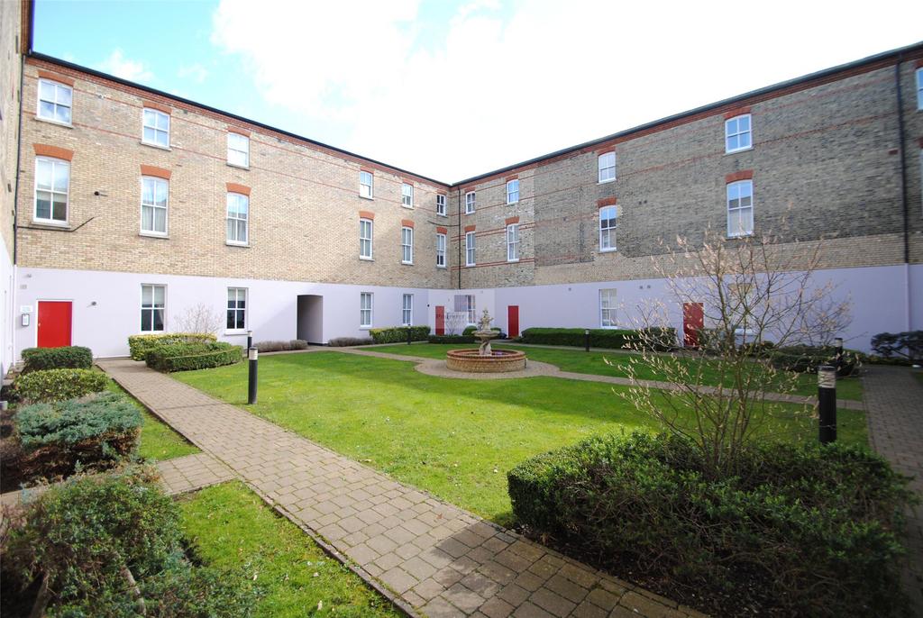 Leavesden Court, Abbots Langley, Herts, WD5 1 bed flat to rent £1,100