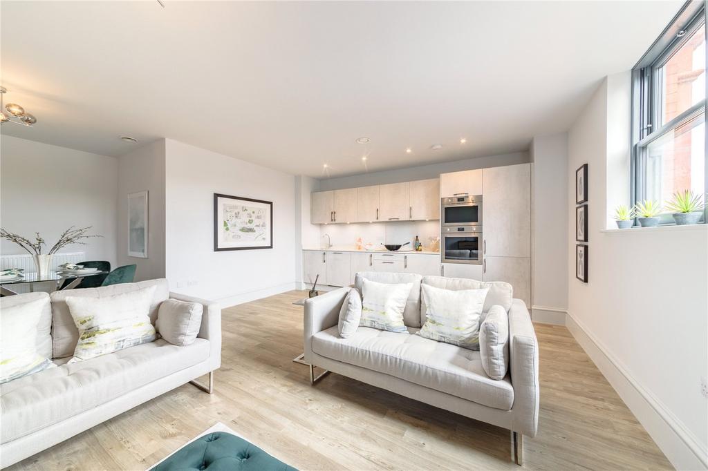 Show Apartment