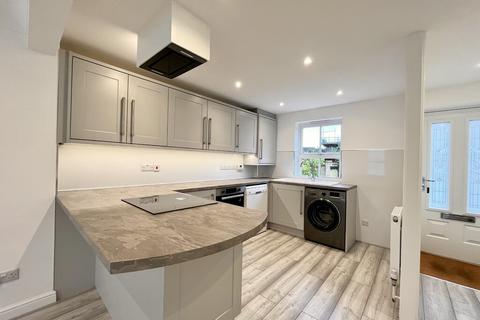 3 bedroom end of terrace house to rent - Doulton Close, Harlow CM17