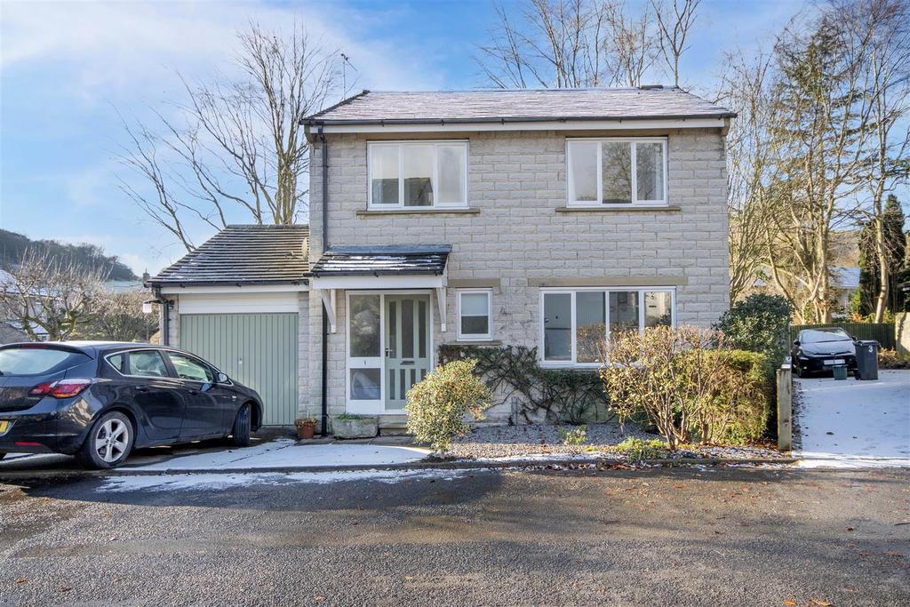 Cornmill Close, Calver, Hope Valley 4 bed detached house for sale £