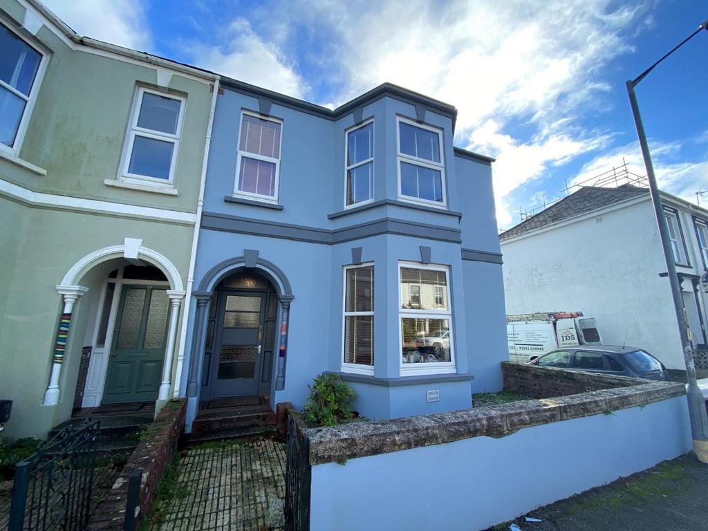 Marlborough Road, Falmouth 6 bed house £3,900 pcm (£900 pw)
