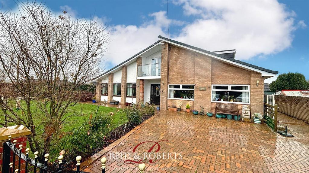 Caelcoed Lane, Brynford, Holywell 5 bed house for sale £600,000