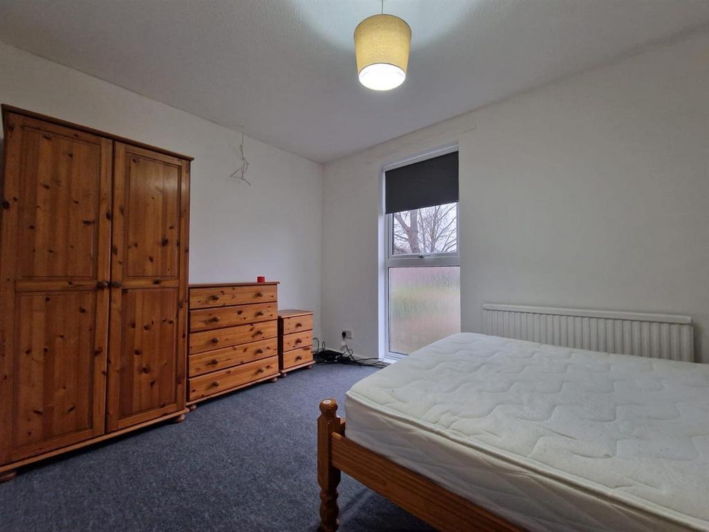 Skipton Close, Stevenage 1 bed in a house share to rent £625 pcm (£