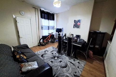2 bedroom terraced house for sale, Wincombe Street, Fallowfield, Manchester, M14