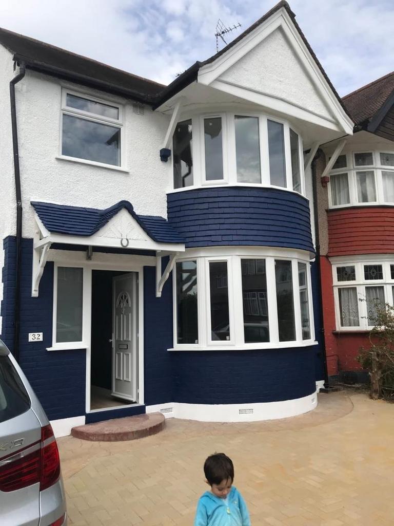 Kings Way, Harrow, Middlesex, HA1 1XU 5 bed semidetached house to rent