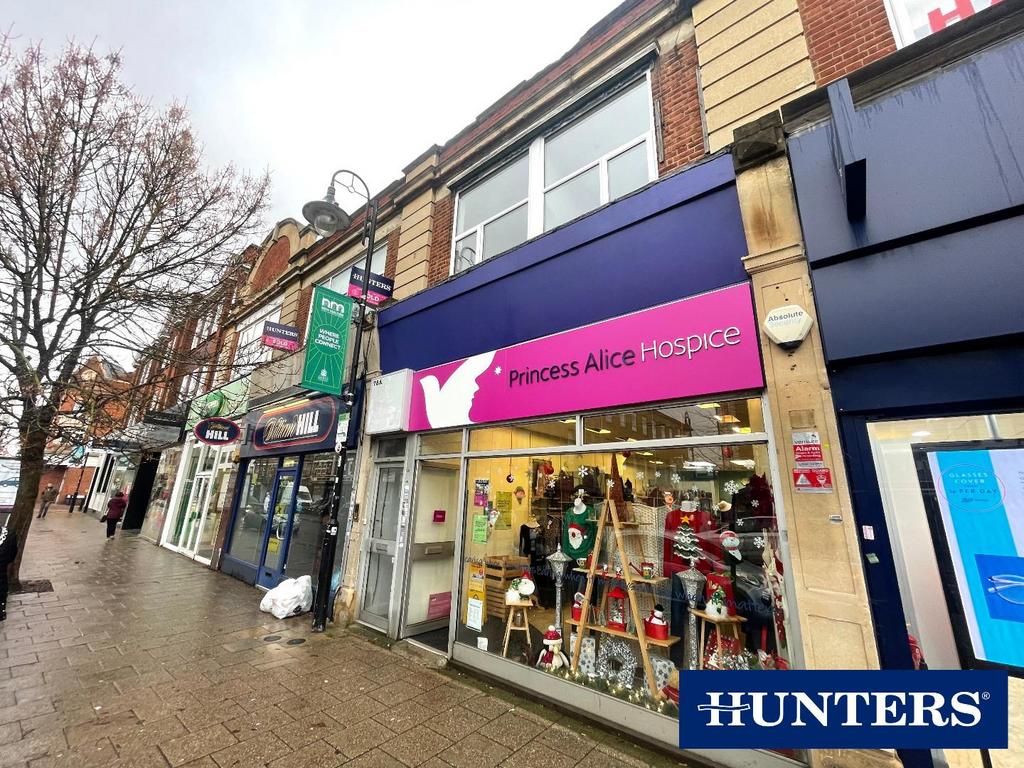 High Street, New Malden Property £1,300 pcm (£300 pw)