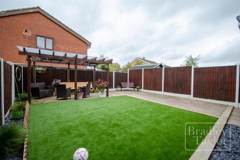 35 Barnfield, Much Hoole, Preston, PR4 4GE