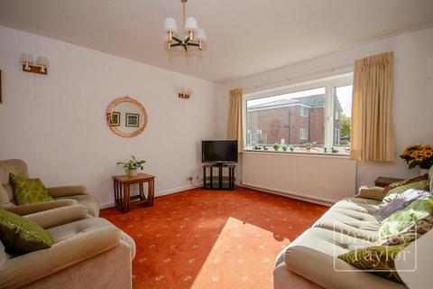 1 Maple Grove, Penwortham, Preston, PR1 0YB