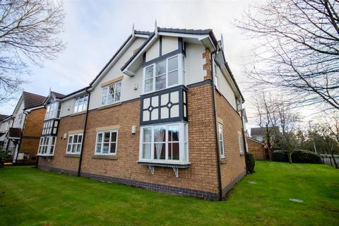 8 Copper Beeches, Penwortham, Preston, PR1 9EG