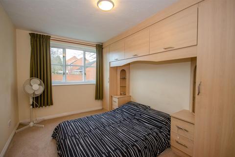 8 Copper Beeches, Penwortham, Preston, PR1 9EG