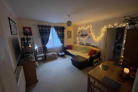 2 bedroom flat for sale, 15 Portchester Road.