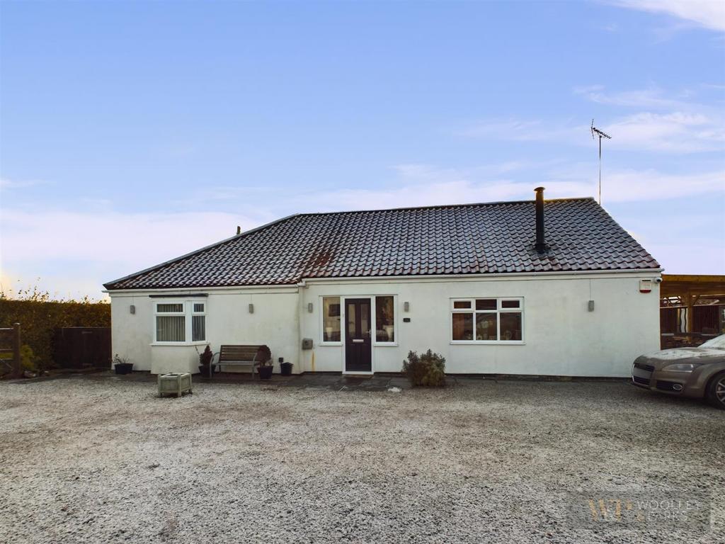 Wansford Road, Driffield 4 bed detached bungalow for sale £400,000
