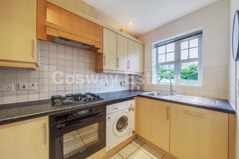 2 bedroom house to rent, Honiton Gardens, Mill Hill, NW7