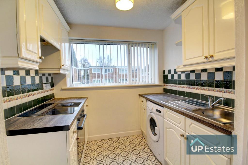 Woodcraft Close, Coventry 2 bed to rent £875 pcm (£202 pw)