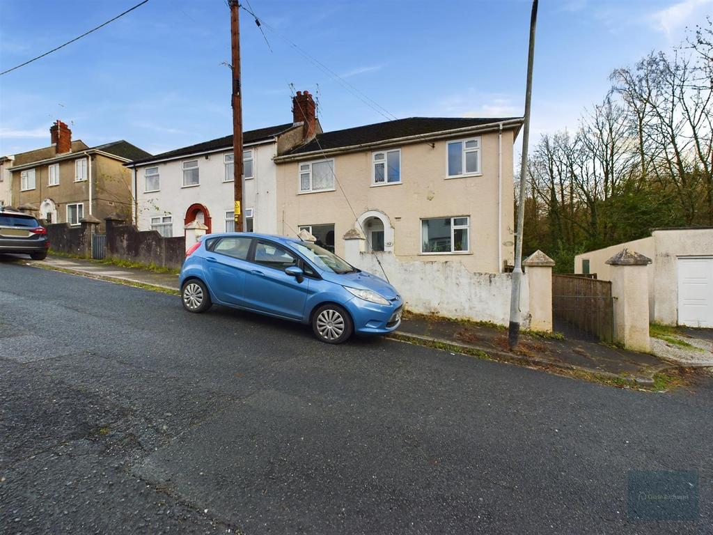 Downside Avenue, Plymouth PL6 2 bed for sale £135,000