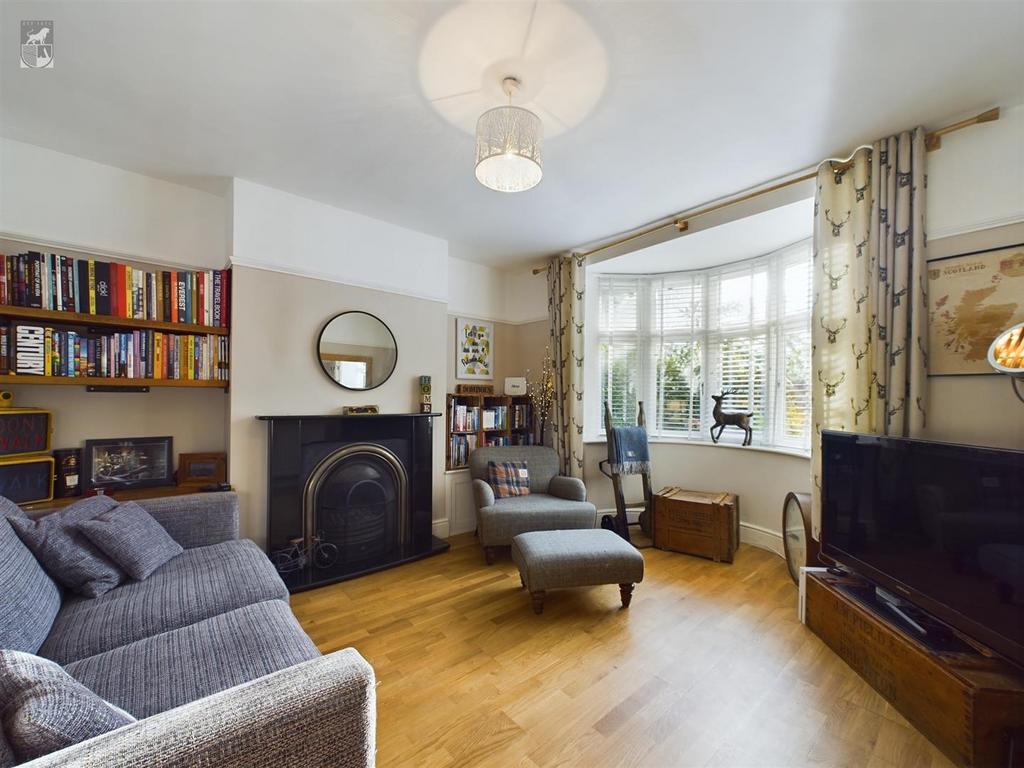 Oxenholme Road, Kendal LA9 3 bed semidetached house for sale £410,000