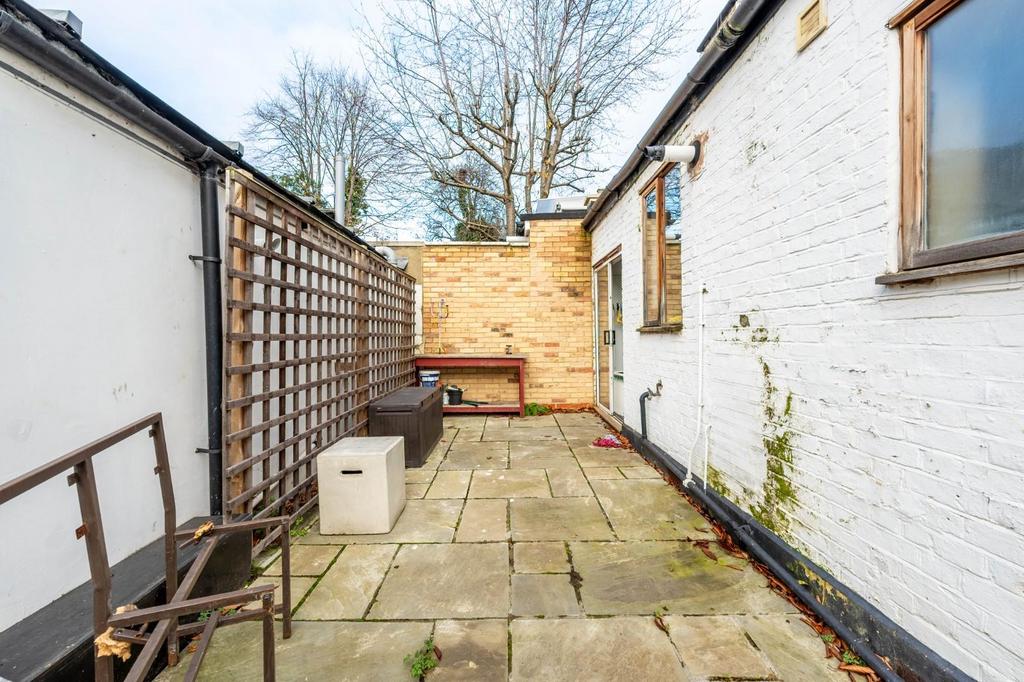 Garden reverse