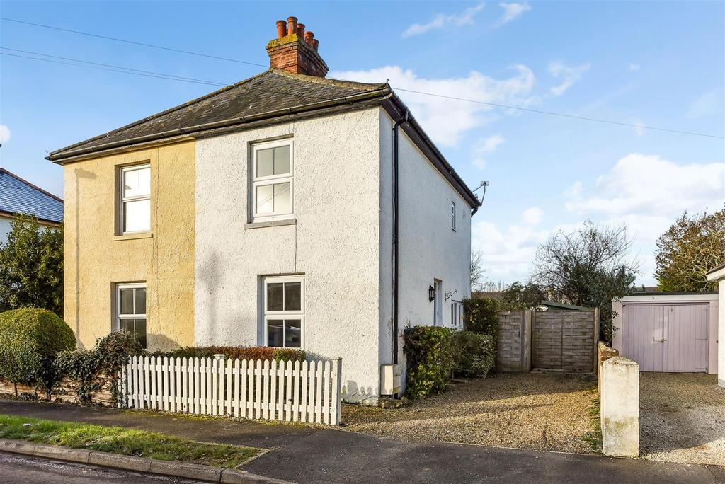 Gifford Road, Bosham 3 bed semidetached house for sale £385,000