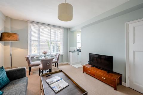 1 bedroom flat to rent, Hill Street, Mayfair, London, W1