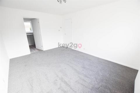 2 bedroom flat for sale, Westcroft Grove, Westfield, Sheffield