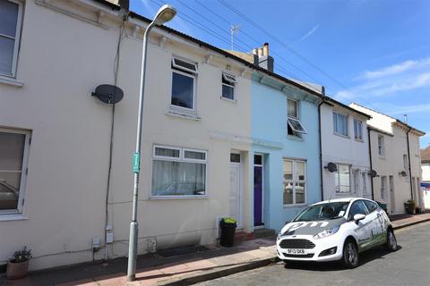 4 bedroom house to rent, Islingword Street, Brighton