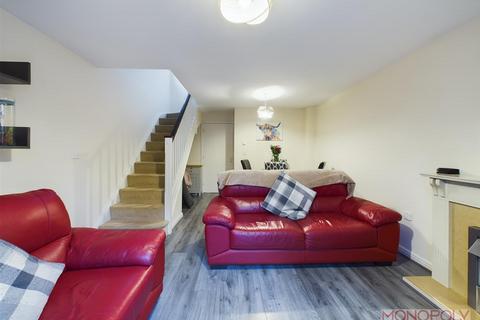 2 bedroom semi-detached house for sale - Goodwick Drive, Wrexham