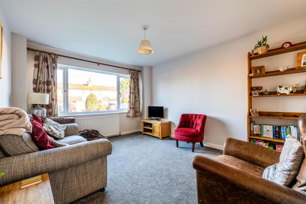 St. Christophers Close, Warwick 3 bed semidetached house for sale £