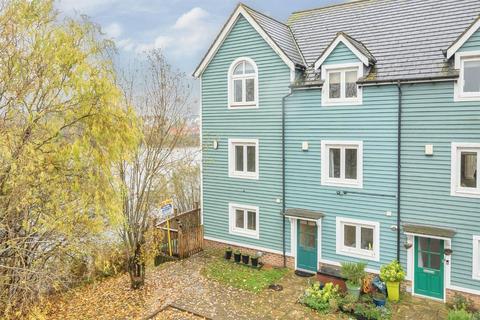 4 bedroom townhouse for sale, The Lakes, Larkfield, Aylesford