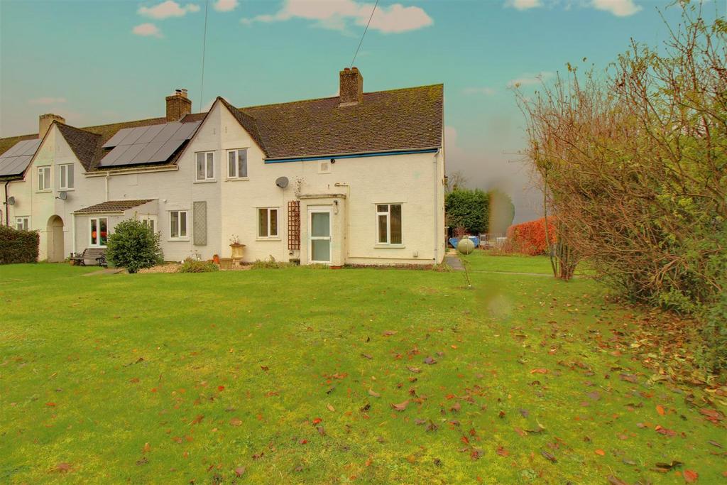Hillmead, Brookthorpe, Gloucester 3 bed end of terrace house for sale