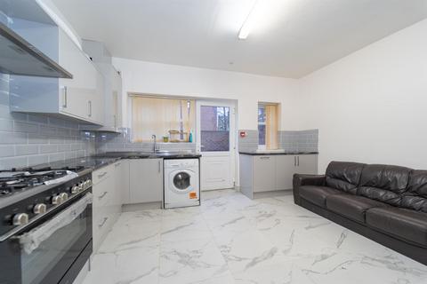 5 bedroom end of terrace house for sale, Clarendon Road, Whalley Range