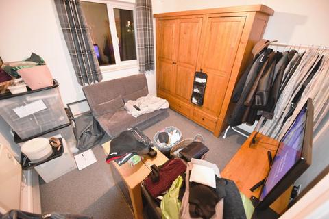 2 bedroom flat to rent - Horsforth House, Flat 23