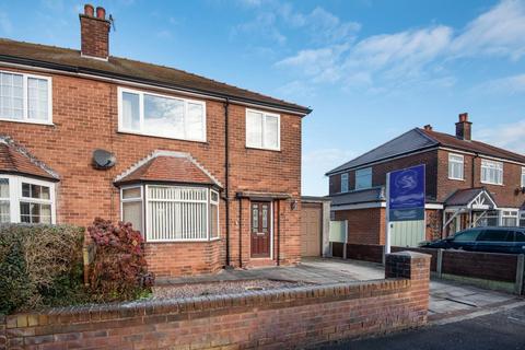 3 bedroom semi-detached house for sale, Sydney Avenue, Leigh