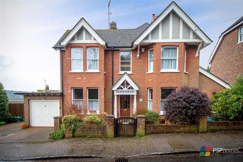 Bramble Hill Bramble Hill, Balcombe, Haywards Heath, RH17 6HR