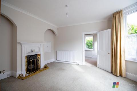 Bramble Hill Bramble Hill, Balcombe, Haywards Heath, RH17 6HR