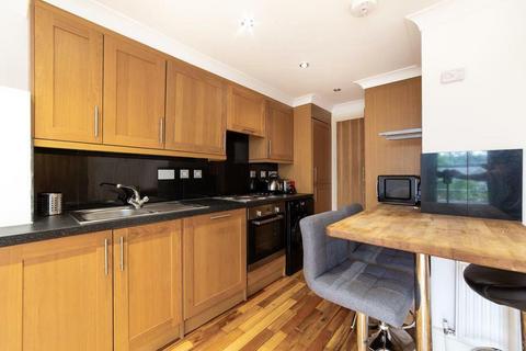 2 bedroom apartment to rent - Otterburn Villas South, Newcastle Upon Tyne