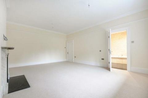 2 bedroom apartment to rent - Goddington Manor, Court Road, Orpington, BR6