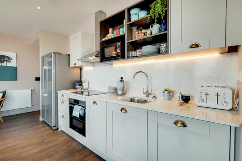3 bedroom flat to rent - Canada Gardens, Wembley, HA9