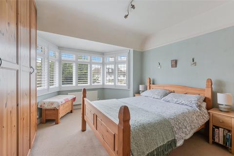 76 Oxford Close, Mitcham, CR4 1DZ