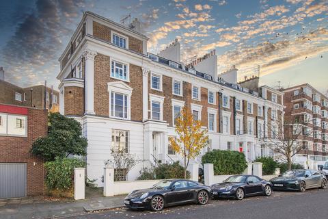 1 bedroom flat for sale, Chepstow Villas, London W11