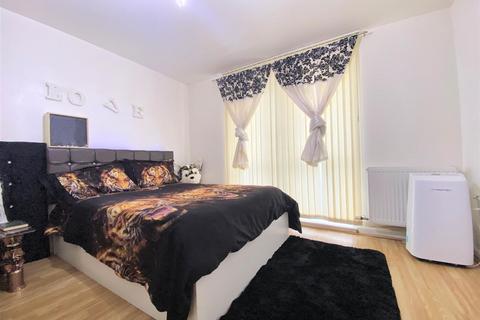 1 bedroom apartment for sale - Buckingham Road, Edgware HA8