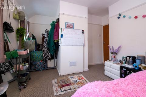 4 bedroom terraced house to rent, Waverley Crescent, Brighton BN1
