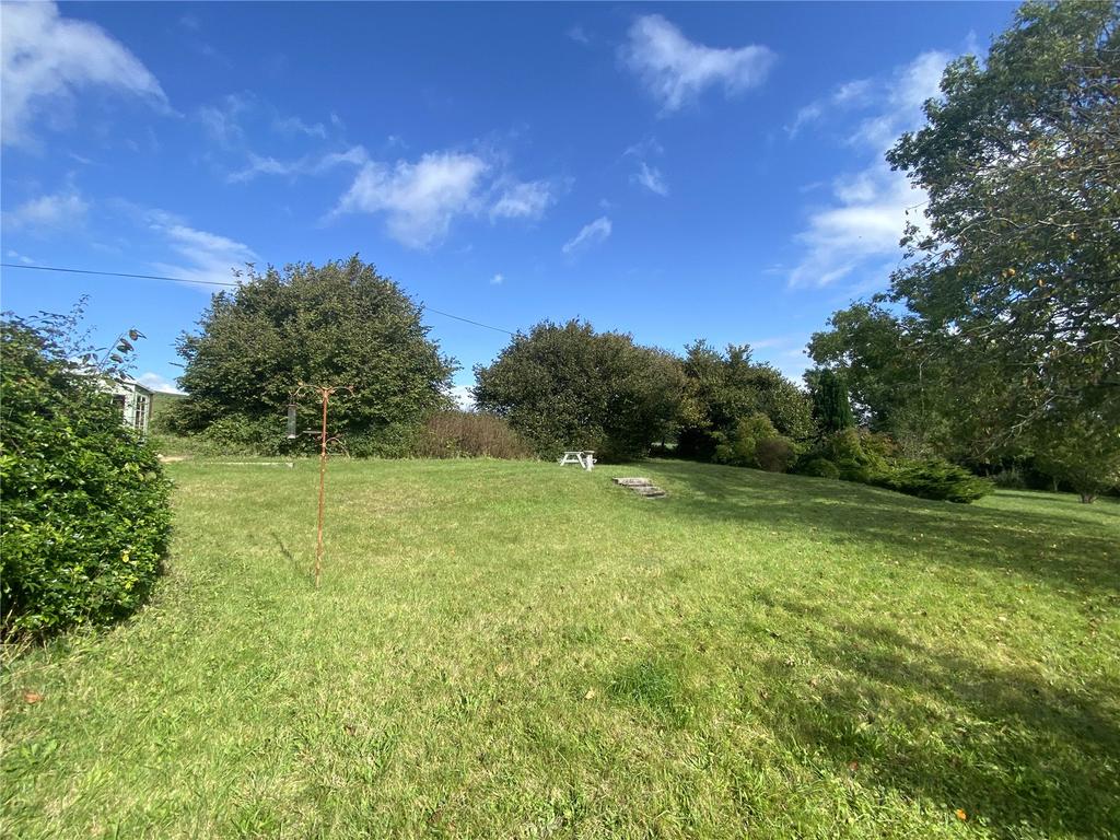 Main Road, Tolpuddle, Dorchester, DT2 2 bed semi-detached house for ...