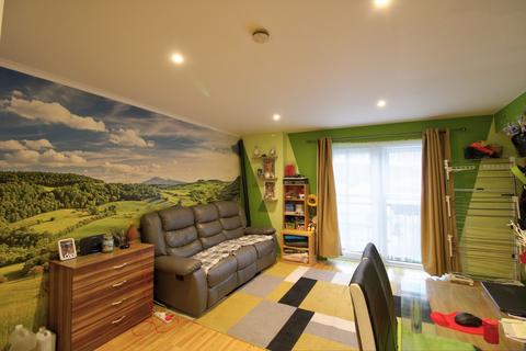 Flat 13, Gibson Court Bishopsfield, Harlow, CM18 6FF