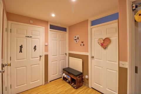 Flat 13, Gibson Court Bishopsfield, Harlow, CM18 6FF