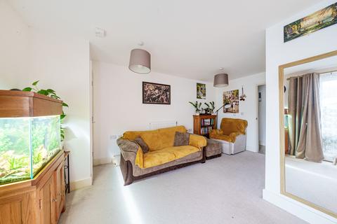 2 bedroom apartment for sale - Cumbrian Way, Southampton SO16