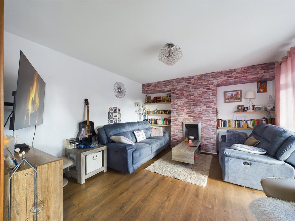 Tolladine Road, Worcester, Worcestershire, WR4 3 bed semidetached