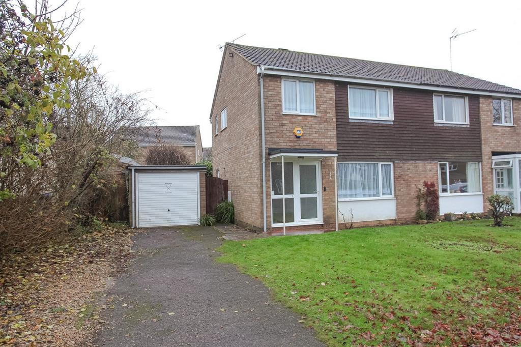 Strawberry Hill, Bloxham 3 bed semidetached house for sale £350,000