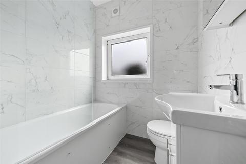 1 bedroom apartment to rent, Uxbridge Road, London, W12